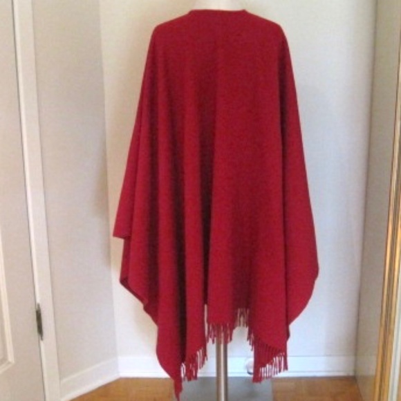 Ogilvy Wool Cape - Picture 2 of 8